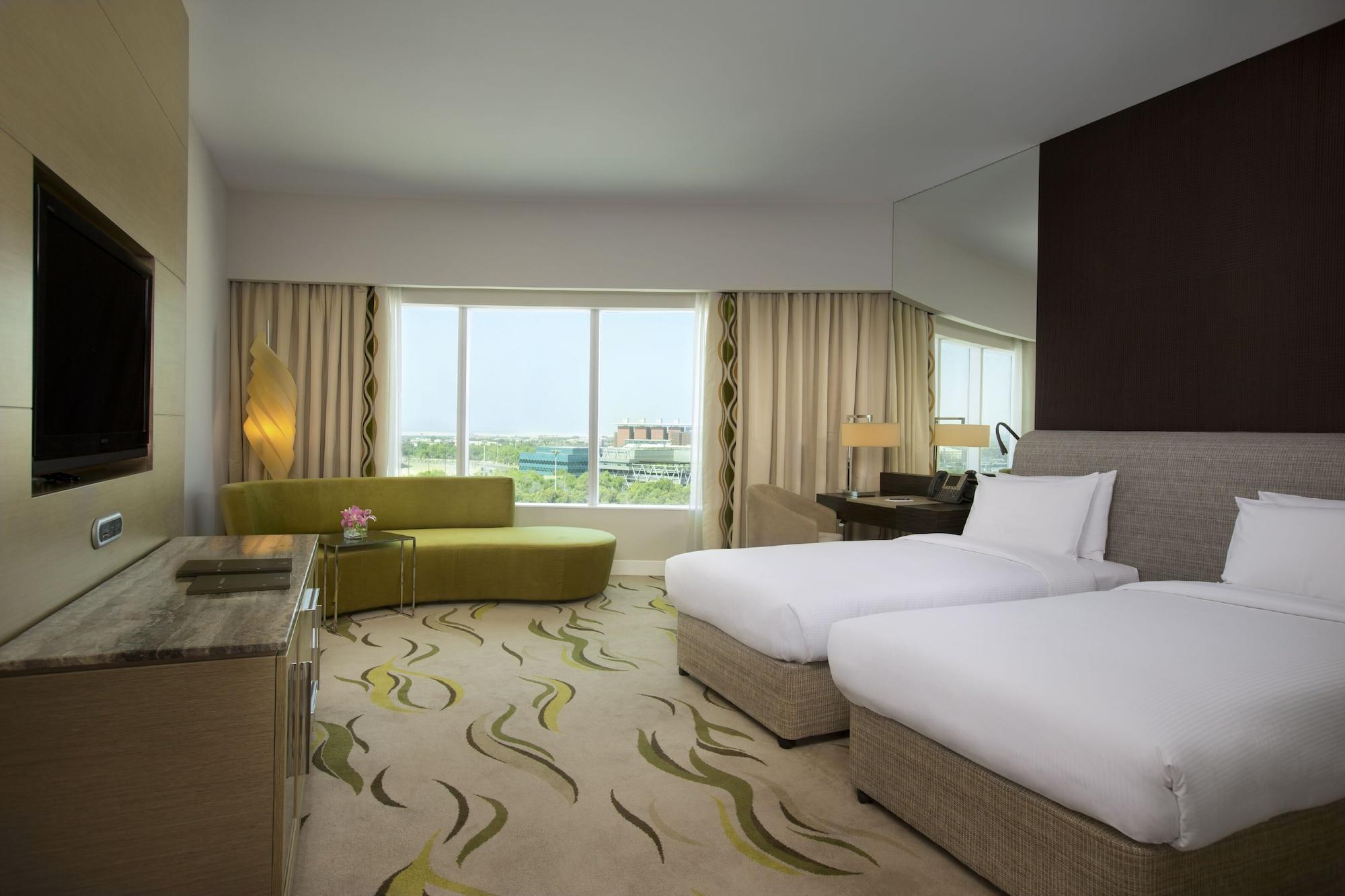 Hotel Millennium Al Rawdah