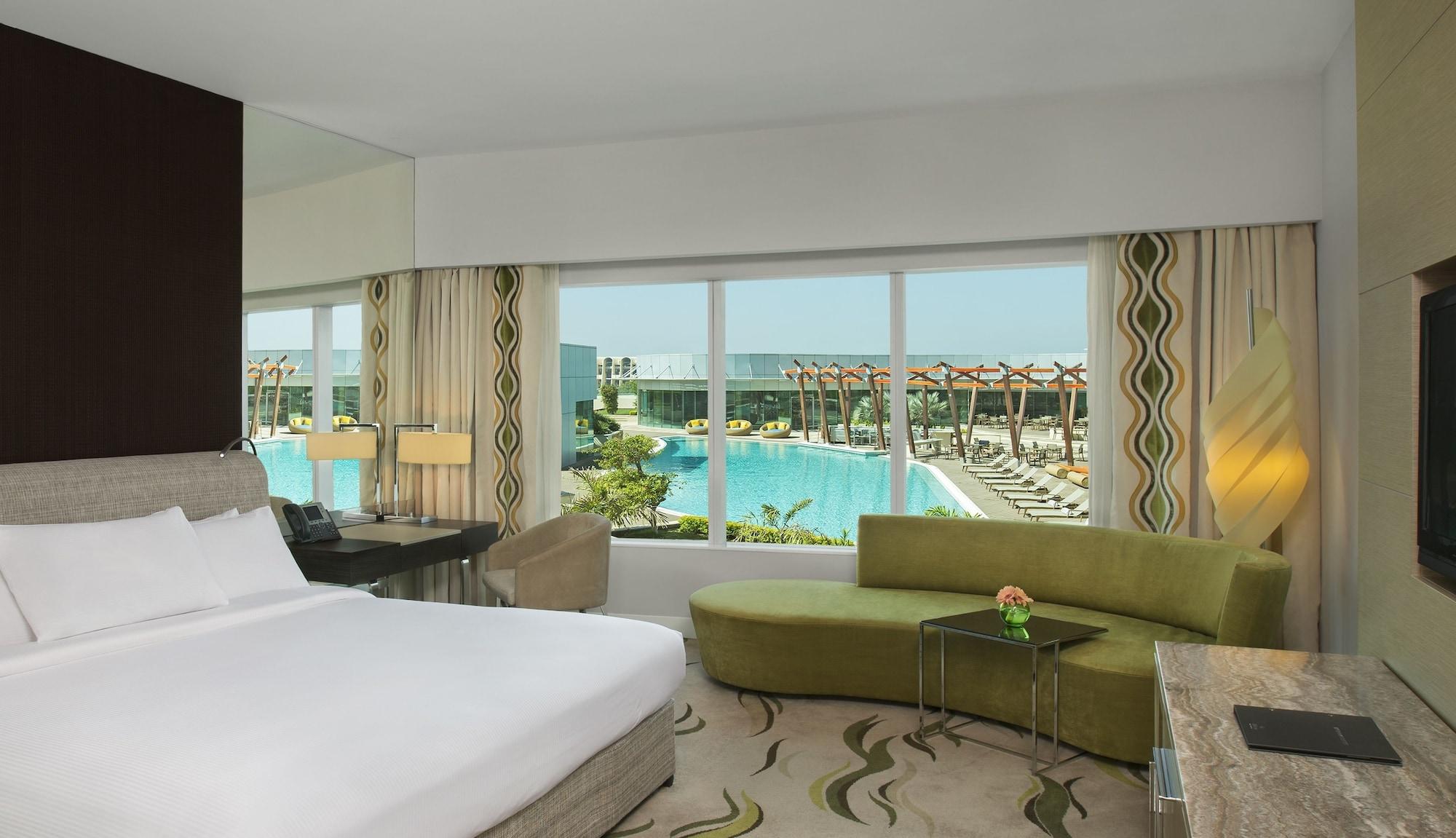 Hotel Millennium Al Rawdah