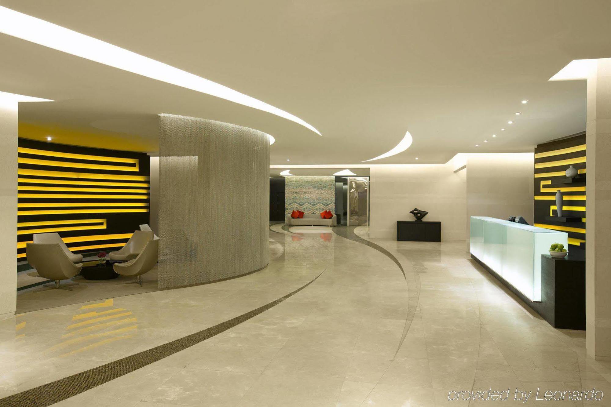 Hotel Millennium Al Rawdah 5*