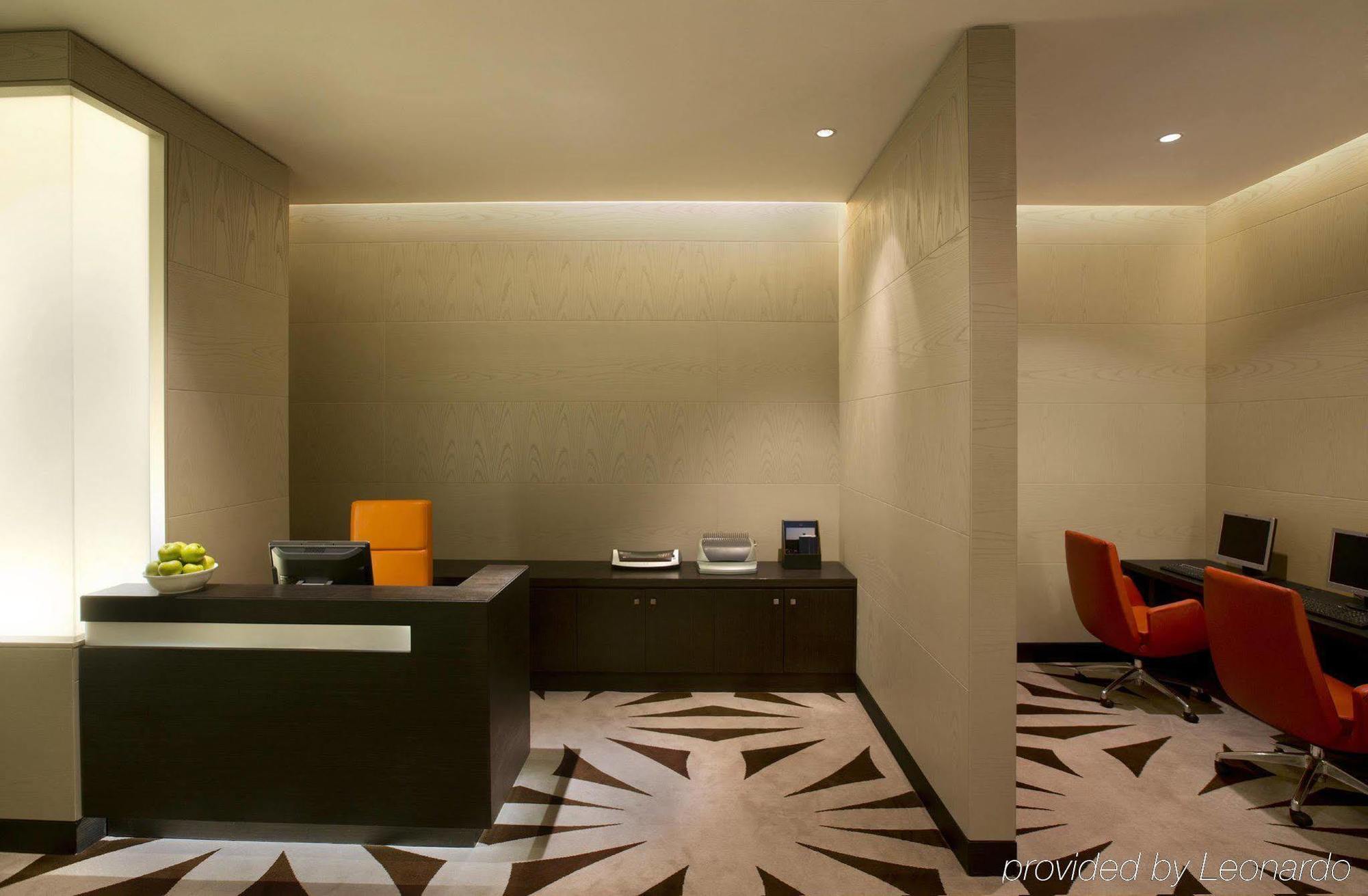 Hotel Millennium Al Rawdah 5*