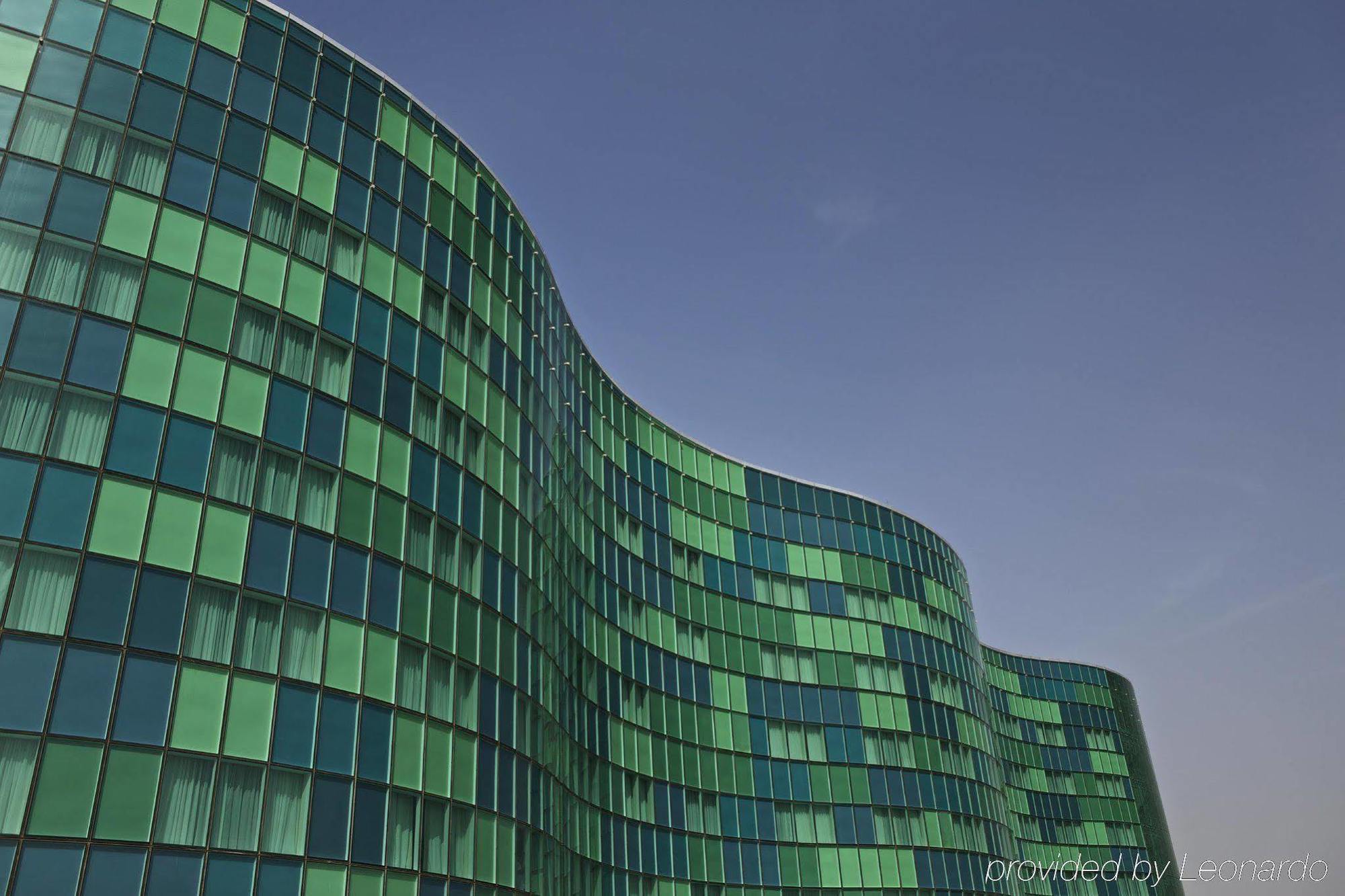 Millennium Al Rawdah 5* Abu Dhabi