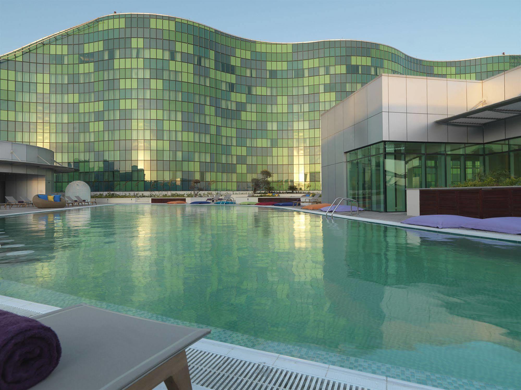 Hotel Millennium Al Rawdah